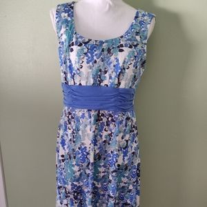 Brand new floral dress , detachable shrug